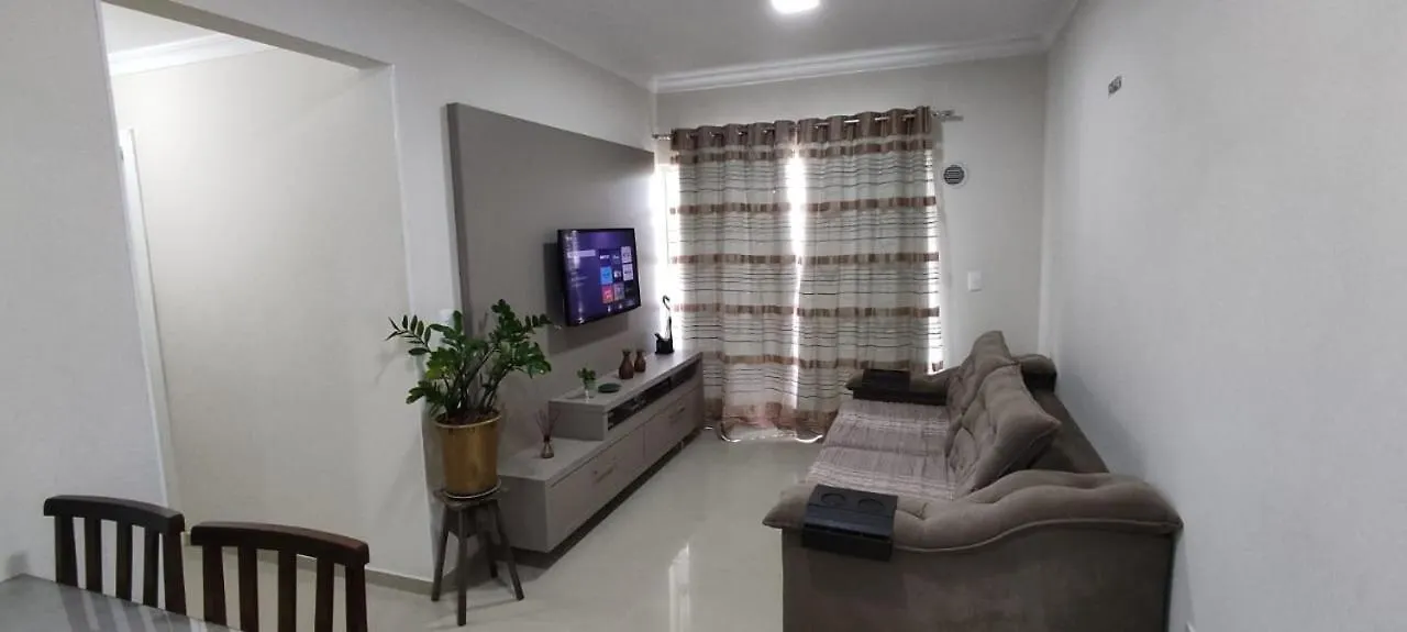 Apto Em Bombinhas 400M Do Mar Apartment