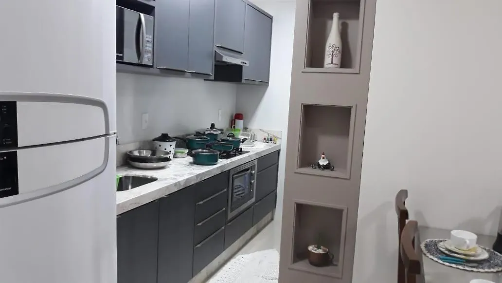 Apto Em Bombinhas 400M Do Mar Apartment