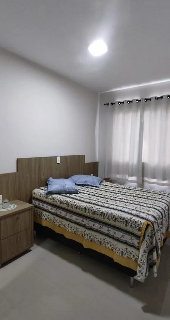 Apto Em Bombinhas 400M Do Mar Apartment