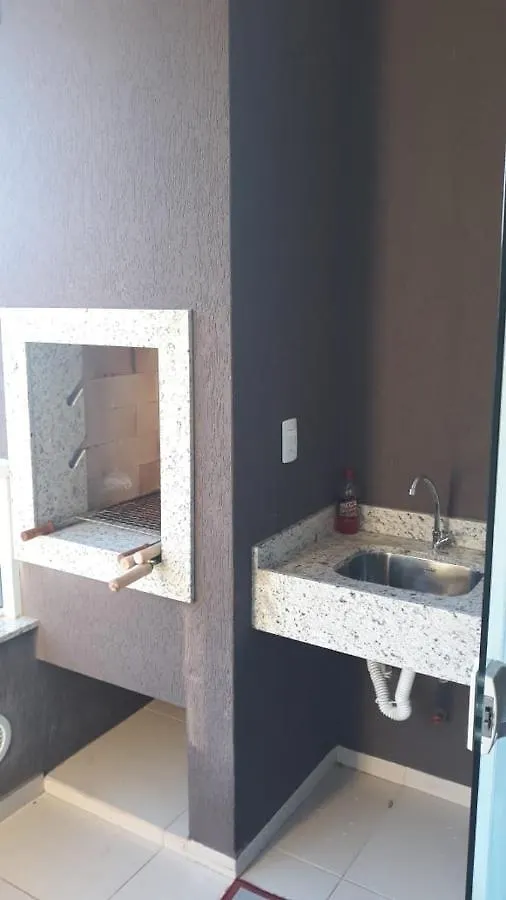 Apto Em Bombinhas 400M Do Mar Apartment